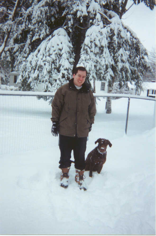 Andy and Dixie in Snow.jpg (61695 bytes)