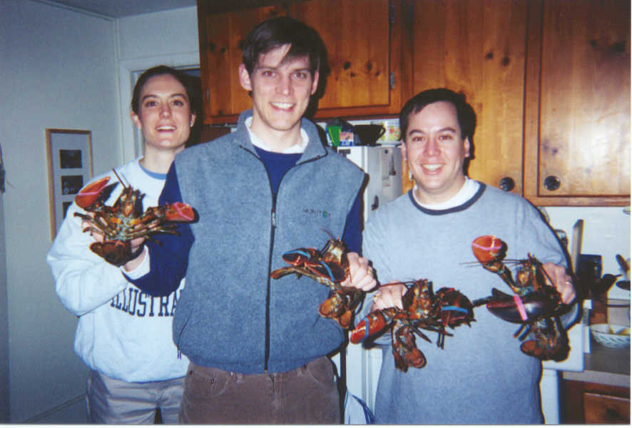 Andy, Gates, Sarah, and Lobstahs.jpg (63174 bytes)